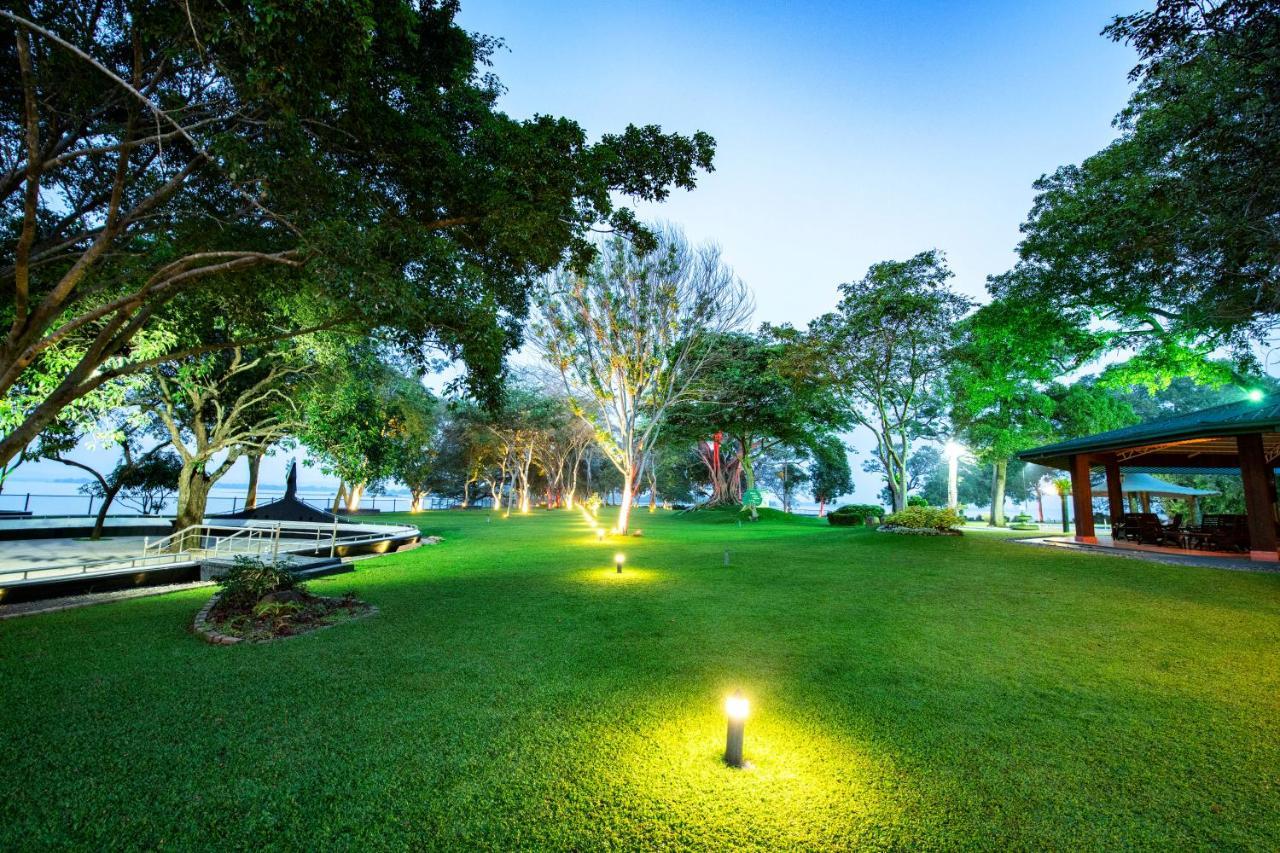 Hotel Sudu Araliya Polonnaruwa Exterior photo
